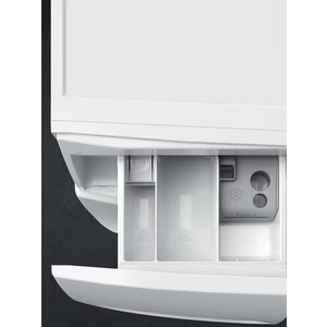 Стиральная машина AEG LFR6D844E