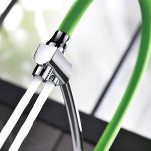 Смеситель для кухни Lemark Comfort с гибким изливом и подключением к фильтру, хром/зеленый (LM3070C-Green)